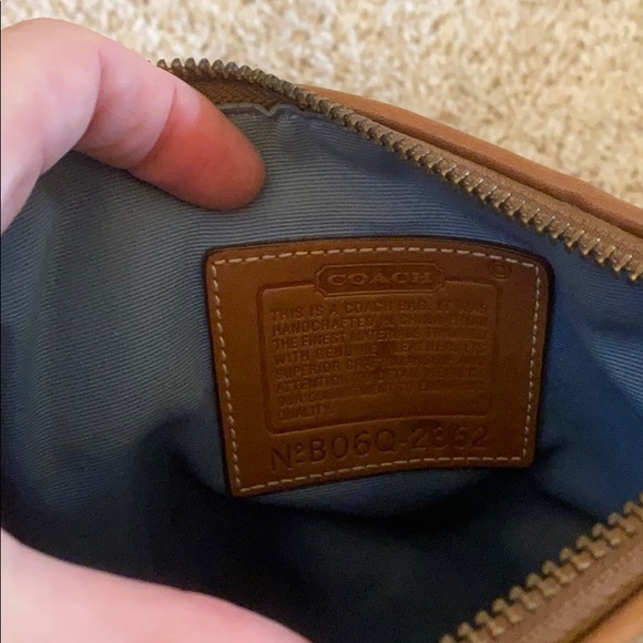 πAuthentic COACH Crossbody Pre-Loved FIRM - Picture 7 of 9